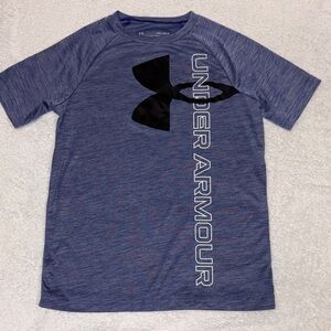 Under Armour Heathered Blue Performance heat gear short sleeve boys medium